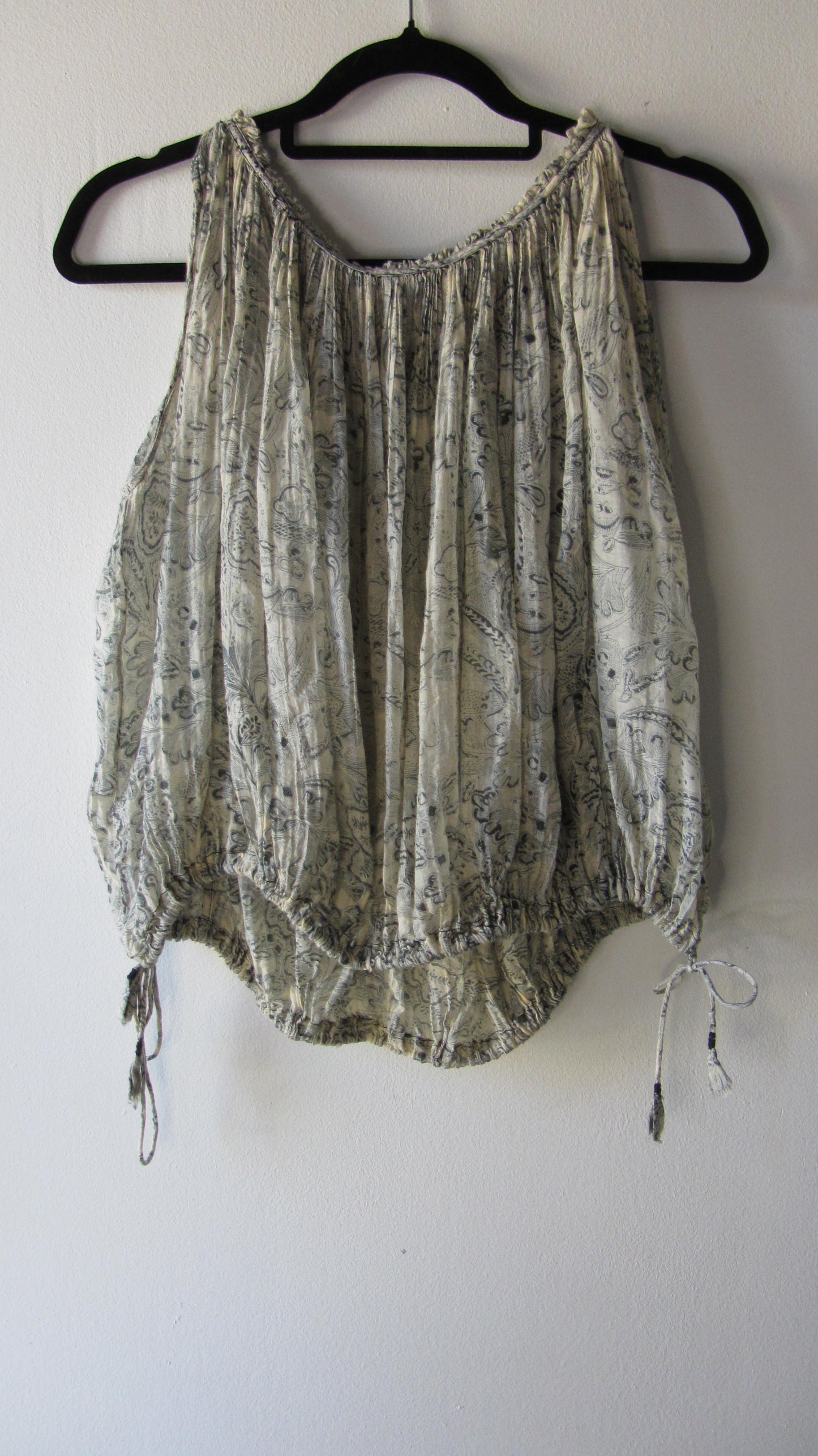 Blouse courte Seconde main Laurence Bras.