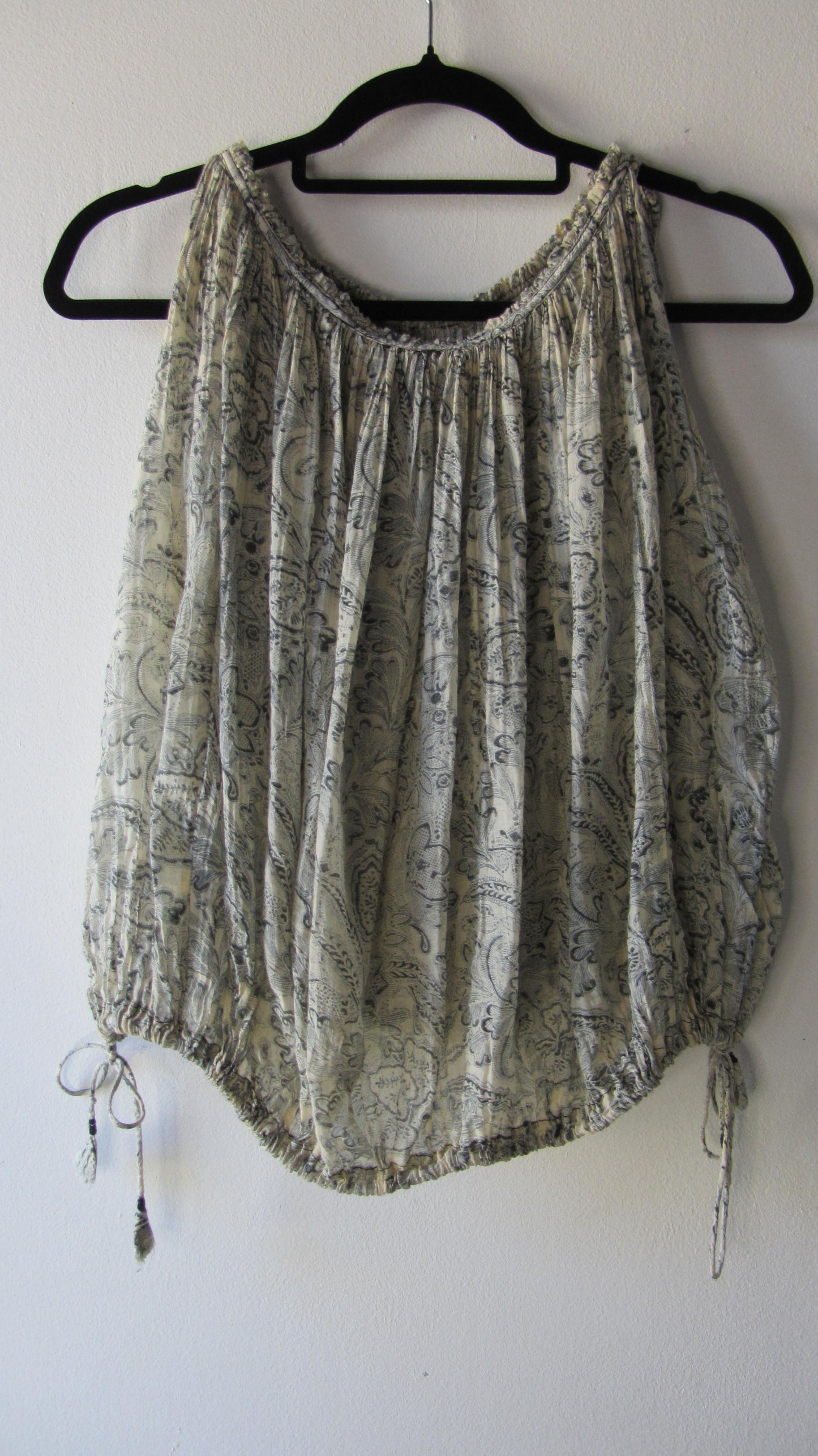 Blouse courte Seconde main Laurence Bras.